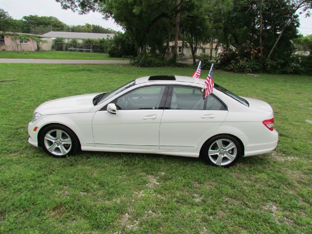 2010 Mercedes-Benz C-Class 2WD Crew Cab 143.5 LTZ