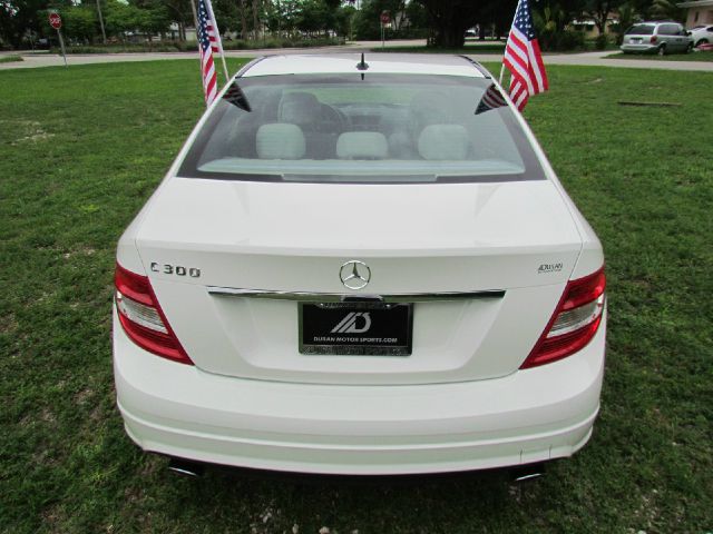 2010 Mercedes-Benz C-Class 2WD Crew Cab 143.5 LTZ