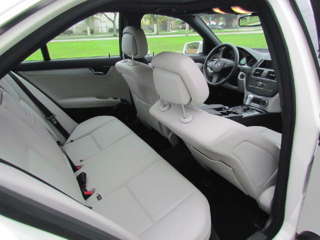 2010 Mercedes-Benz C-Class 2WD Crew Cab 143.5 LTZ