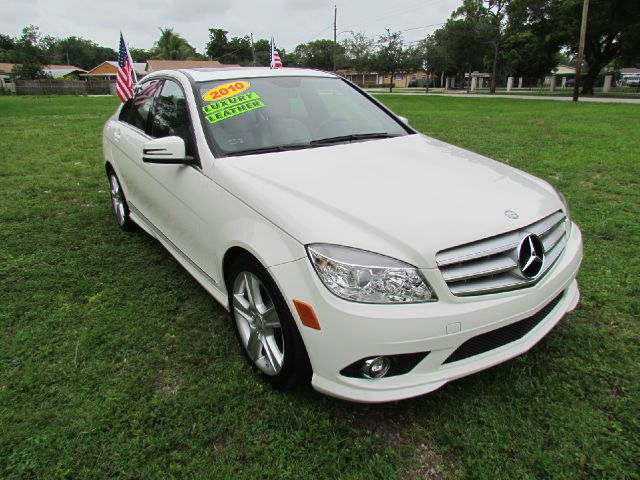 2010 Mercedes-Benz C-Class 2WD Crew Cab 143.5 LTZ