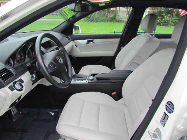 2010 Mercedes-Benz C-Class 2WD Crew Cab 143.5 LTZ