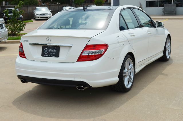 2010 Mercedes-Benz C-Class 1500 Rear-wheel Drive