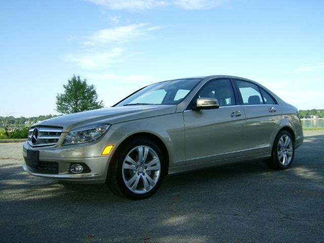 2010 Mercedes-Benz C-Class 545ia W/ Navi