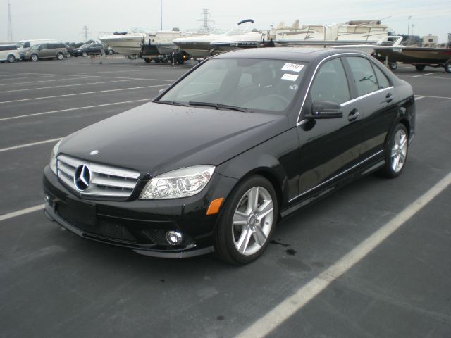 2010 Mercedes-Benz C-Class Crewcab Denali AWD