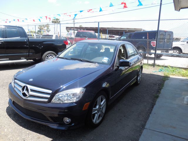 2010 Mercedes-Benz C-Class 2WD Crew Cab 143.5 LTZ