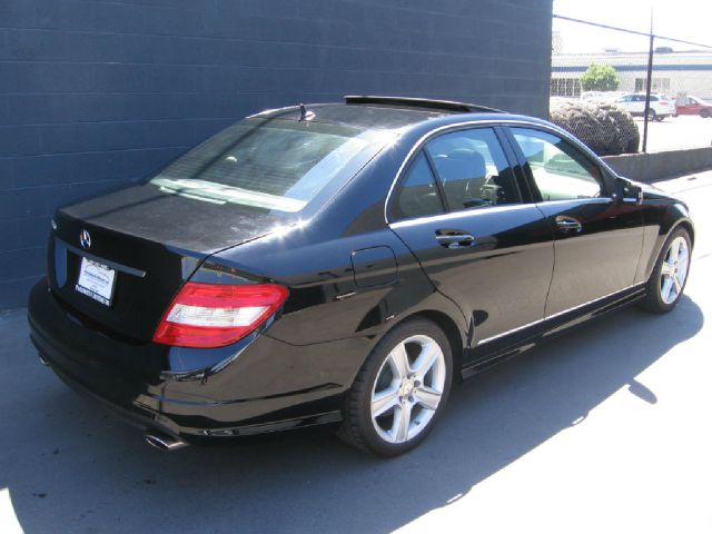 2010 Mercedes-Benz C-Class 2WD Crew Cab 143.5 LTZ