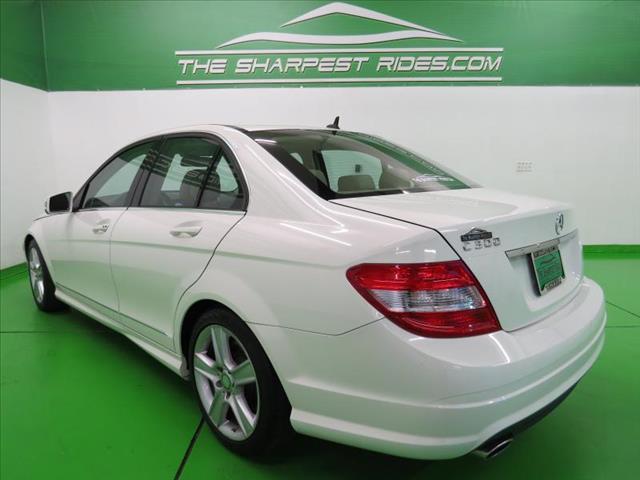 2010 Mercedes-Benz C-Class 4dr Sdn Manual (natl)