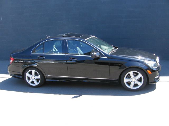 2011 Mercedes-Benz C-Class 2WD Crew Cab 143.5 LTZ