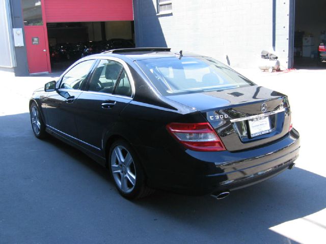 2011 Mercedes-Benz C-Class 2WD Crew Cab 143.5 LTZ