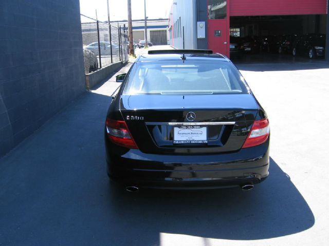 2011 Mercedes-Benz C-Class 2WD Crew Cab 143.5 LTZ