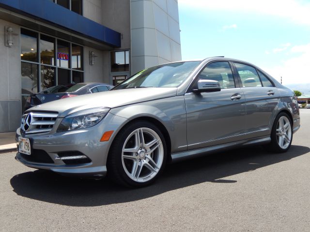 2011 Mercedes-Benz C-Class 2WD Crew Cab 143.5 LTZ