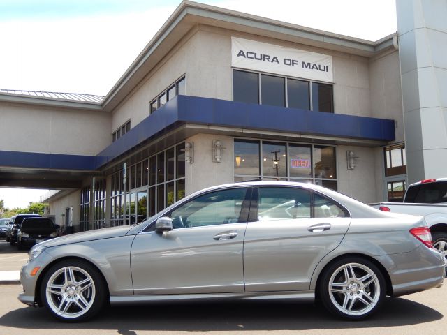 2011 Mercedes-Benz C-Class 2WD Crew Cab 143.5 LTZ