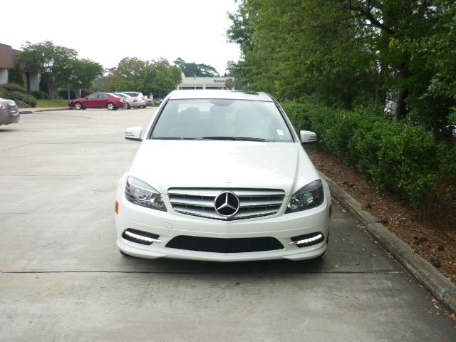 2011 Mercedes-Benz C-Class 2WD Crew Cab 143.5 LTZ