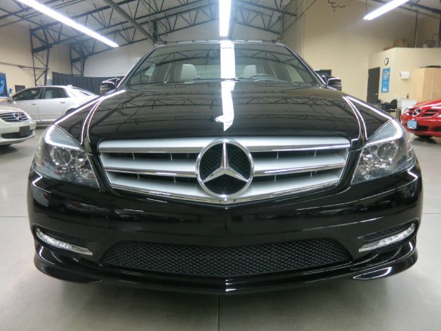 2011 Mercedes-Benz C-Class 2WD Crew Cab 143.5 LTZ