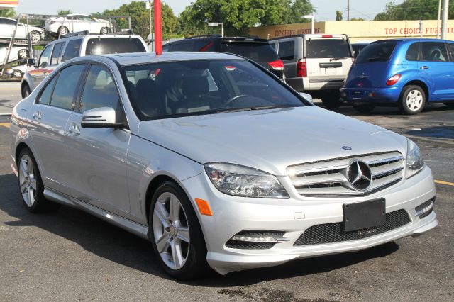 2011 Mercedes-Benz C-Class Crewcab Denali AWD