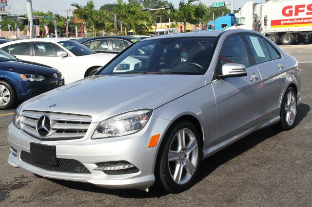 2011 Mercedes-Benz C-Class Crewcab Denali AWD