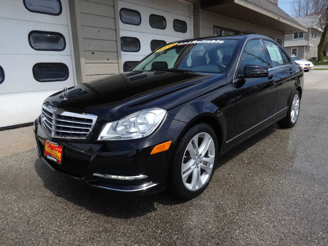 2012 Mercedes-Benz C-Class 2WD Ext Cab Manual