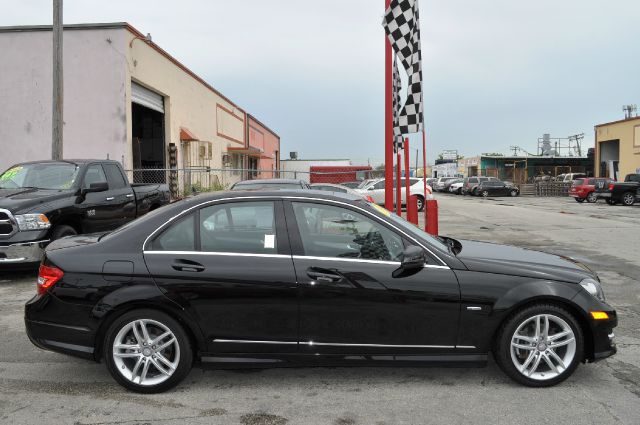 2012 Mercedes-Benz C-Class Gl450 4matic WE Finance