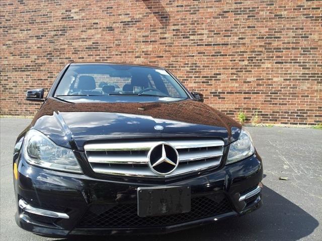 2012 Mercedes-Benz C-Class SL CREW 4X4