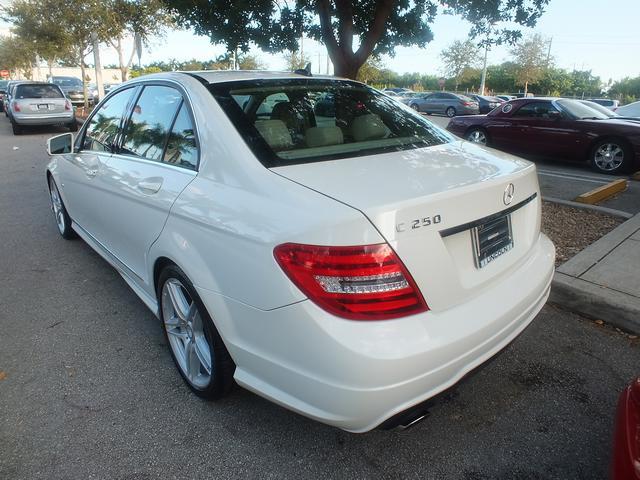 2012 Mercedes-Benz C-Class ES 300 Sedan 4D