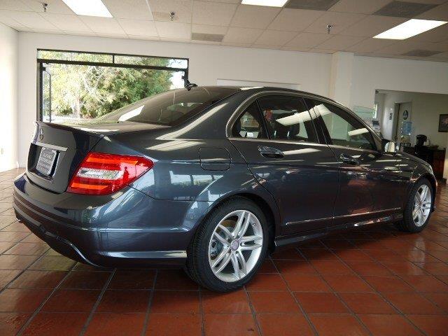 2013 Mercedes-Benz C-Class ES 300 Sedan 4D