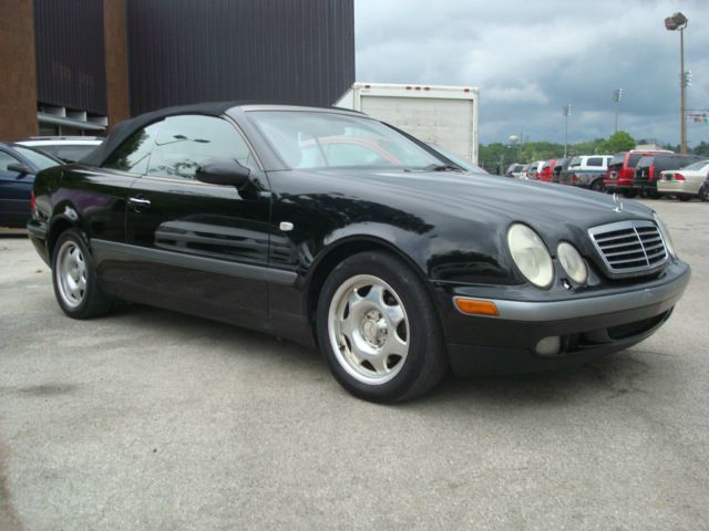 1999 Mercedes-Benz CLK-Class 7-passenger