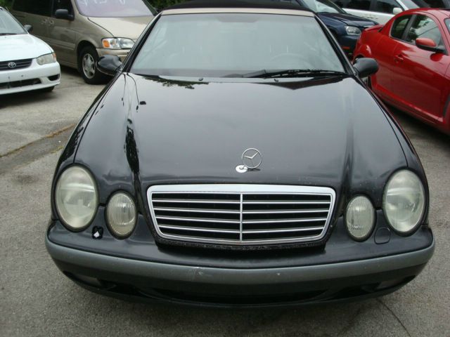 1999 Mercedes-Benz CLK-Class 7-passenger