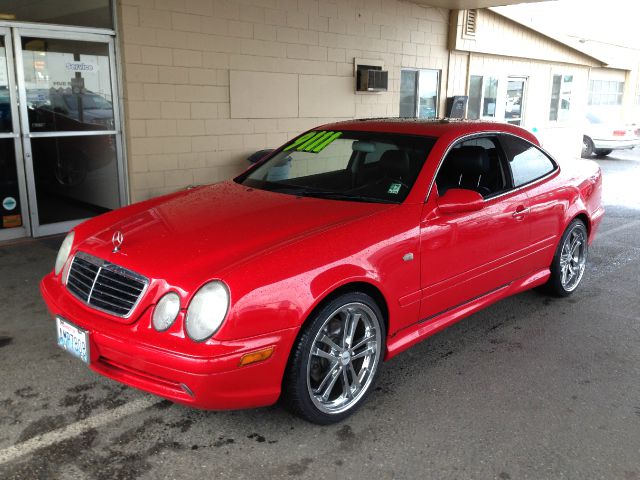 1999 Mercedes-Benz CLK-Class XLE V6