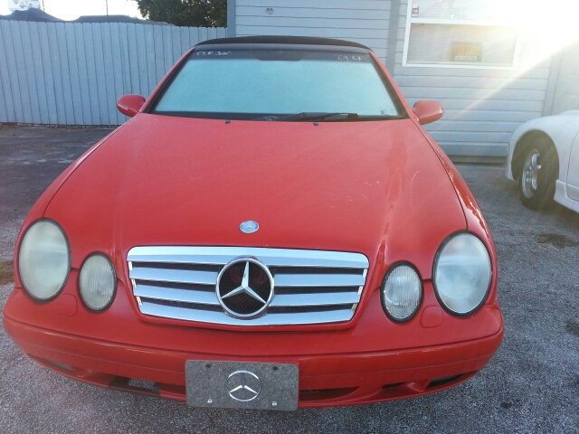 1999 Mercedes-Benz CLK-Class 7-passenger