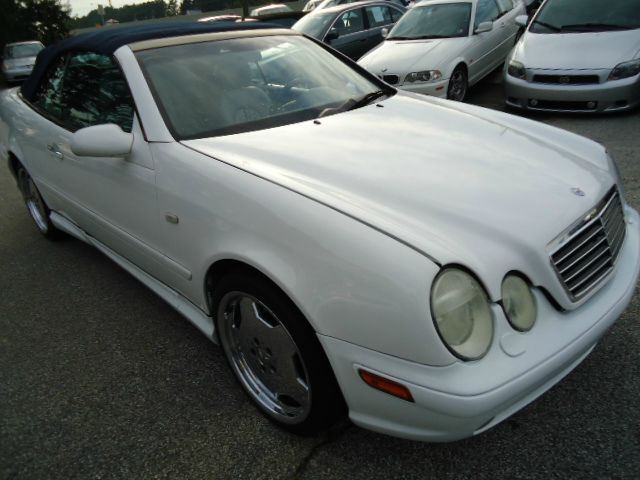 1999 Mercedes-Benz CLK-Class 7-passenger