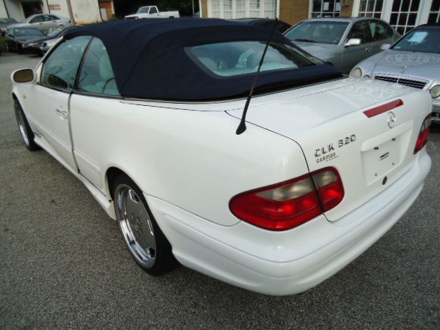 1999 Mercedes-Benz CLK-Class 7-passenger