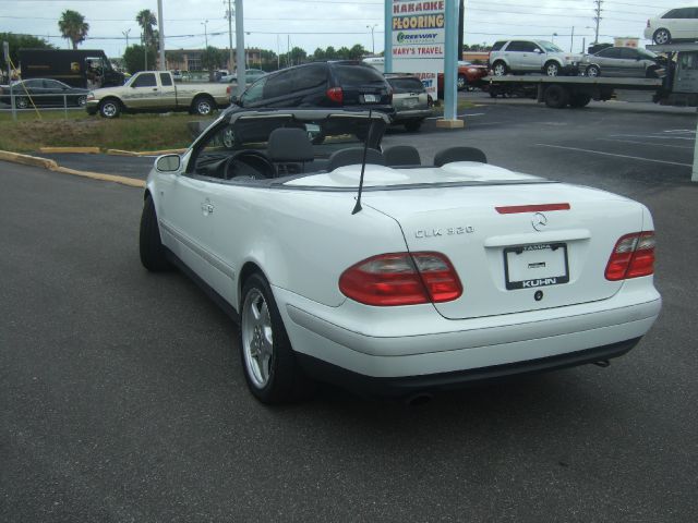 1999 Mercedes-Benz CLK-Class 7-passenger