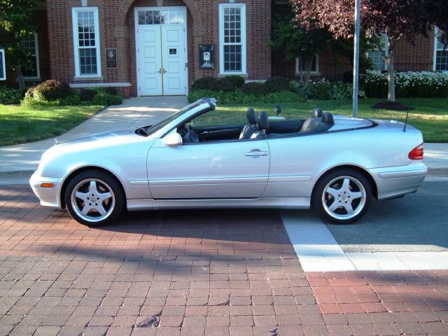 2000 Mercedes-Benz CLK-Class 7-passenger