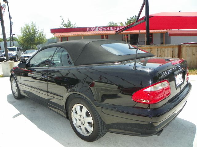 2000 Mercedes-Benz CLK-Class 7-passenger