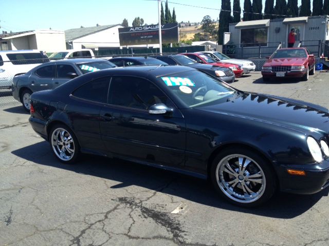 2001 Mercedes-Benz CLK-Class XLE V6