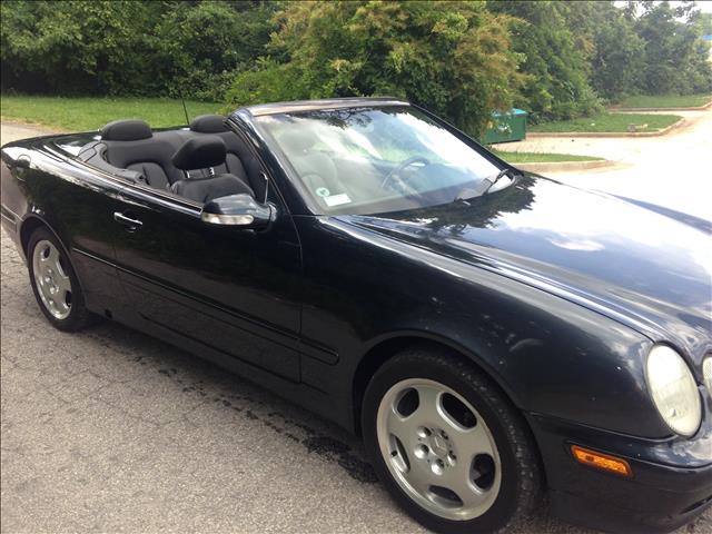 2001 Mercedes-Benz CLK-Class 7-passenger