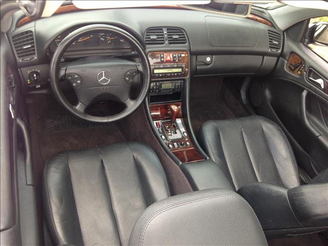 2001 Mercedes-Benz CLK-Class 7-passenger