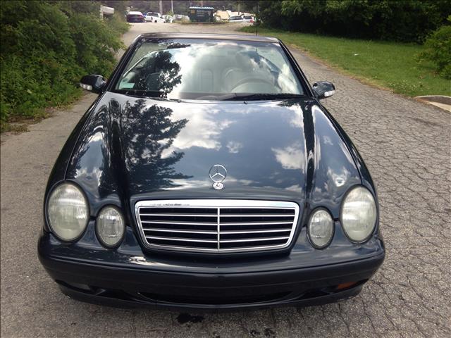 2001 Mercedes-Benz CLK-Class 7-passenger