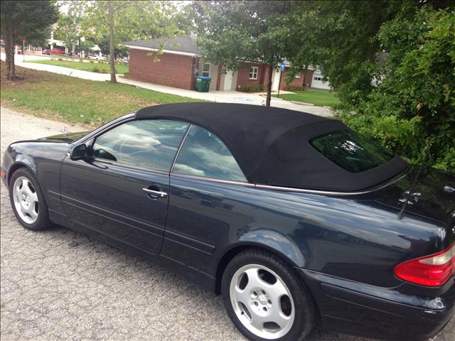 2001 Mercedes-Benz CLK-Class 7-passenger