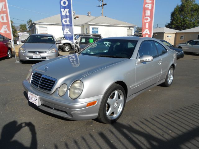 2001 Mercedes-Benz CLK-Class XLE V6