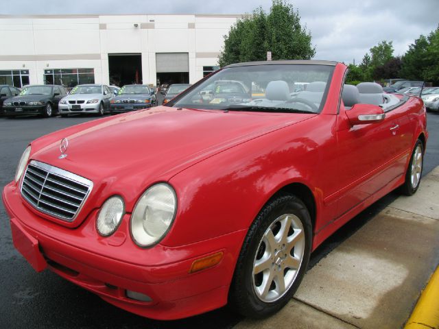 2001 Mercedes-Benz CLK-Class 7-passenger