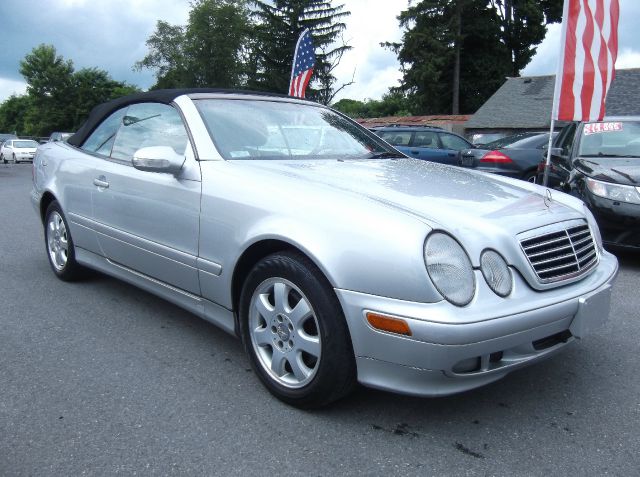 2001 Mercedes-Benz CLK-Class 7-passenger