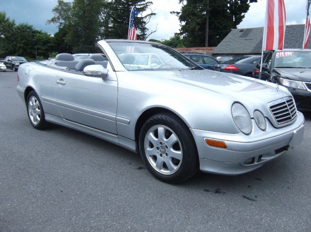 2001 Mercedes-Benz CLK-Class 7-passenger