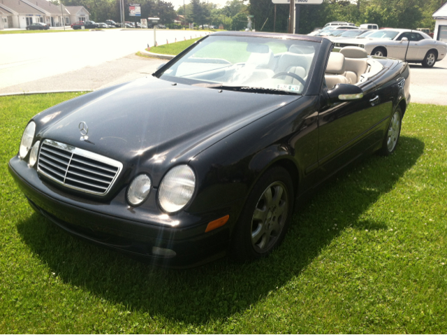 2001 Mercedes-Benz CLK-Class 7-passenger