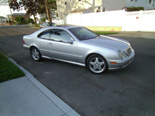 2001 Mercedes-Benz CLK-Class XLE V6