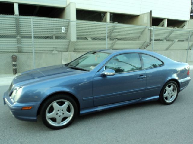 2001 Mercedes-Benz CLK-Class XLE V6