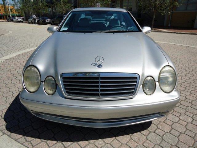 2002 Mercedes-Benz CLK-Class XLE V6