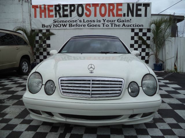 2002 Mercedes-Benz CLK-Class 7-passenger