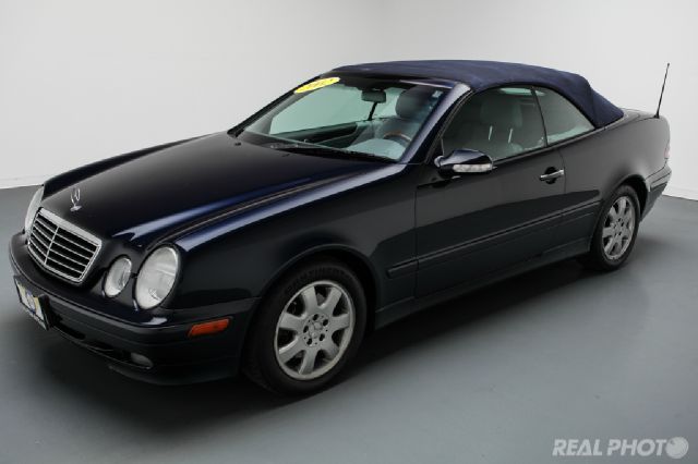 2002 Mercedes-Benz CLK-Class 7-passenger