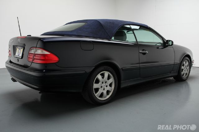 2002 Mercedes-Benz CLK-Class 7-passenger